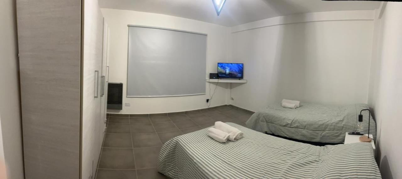 דירות אושואיה Dpto Amplio Con Vista A La Bahia מראה חיצוני תמונה